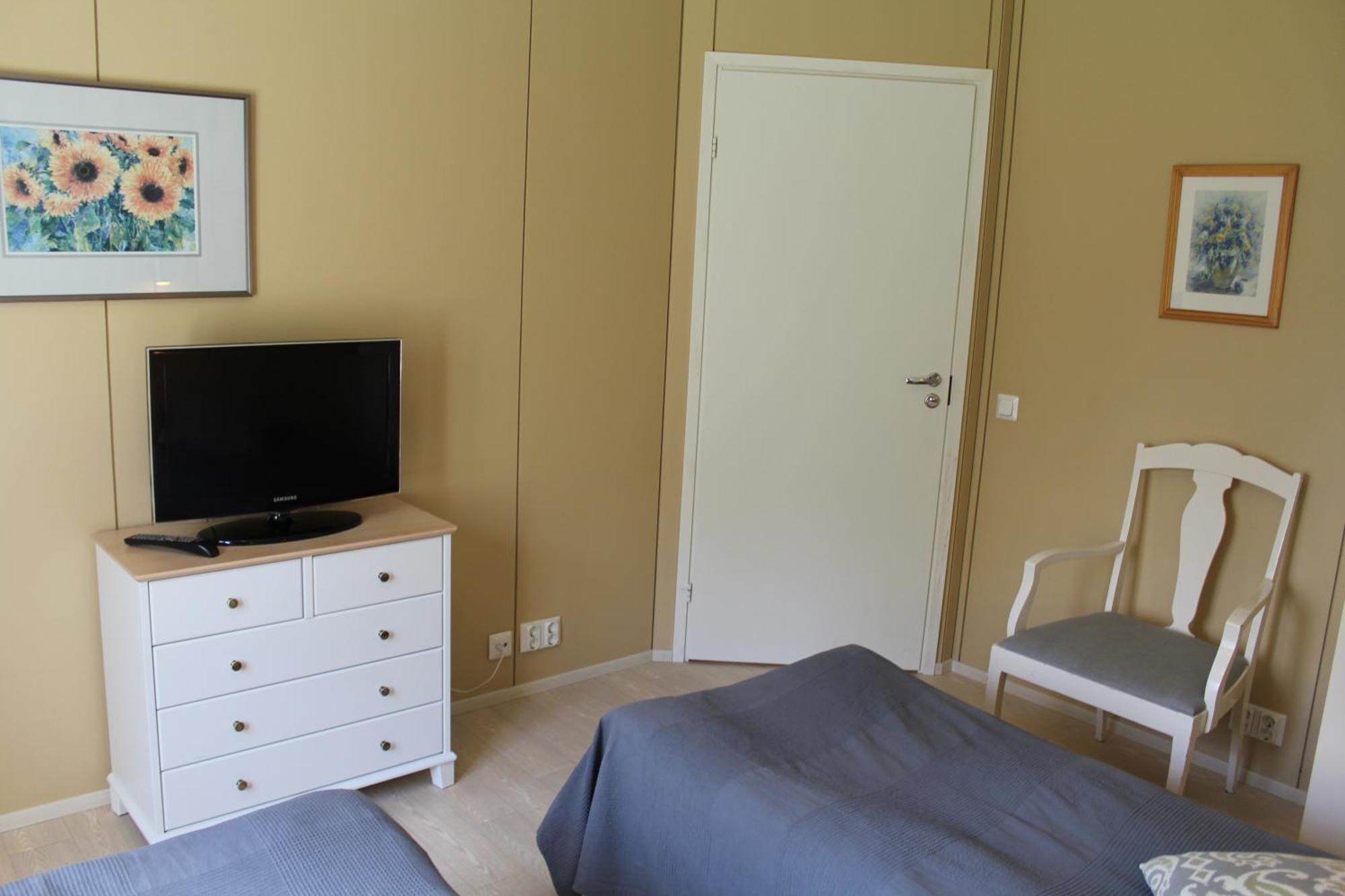 Labbnaes Semesterhem, Radhuset Кимиёнсаари Экстерьер фото
